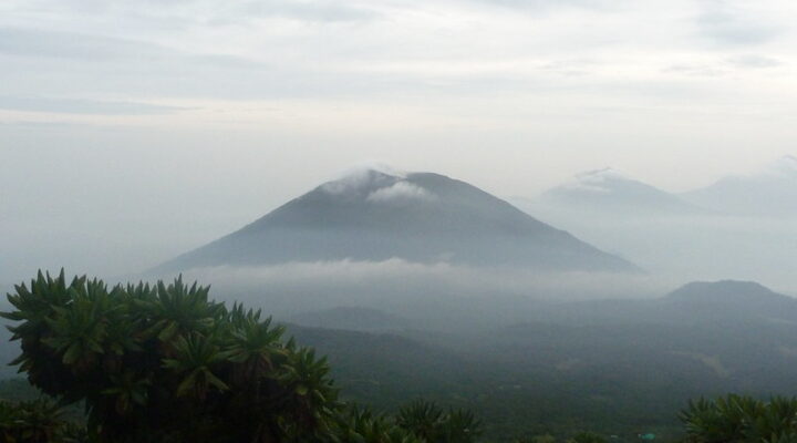 Mount Karisimbi Hike – Facts, Costs, When To Go