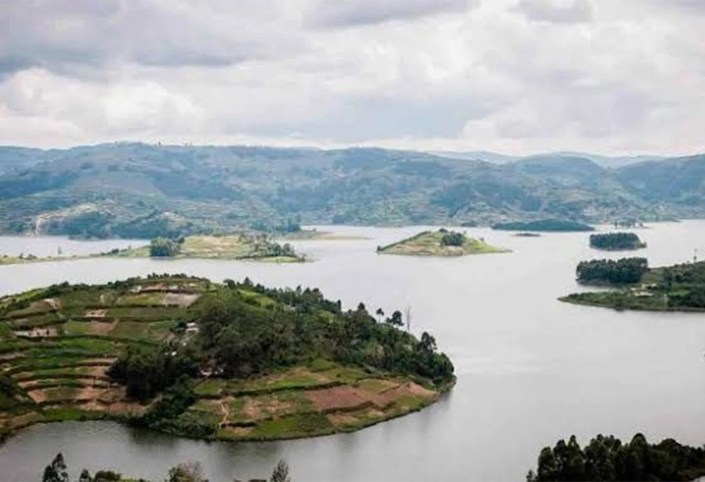 Discovering the Beauty of Lake Bunyonyi