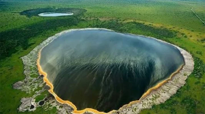 Why Visit Ngorongoro Crater?