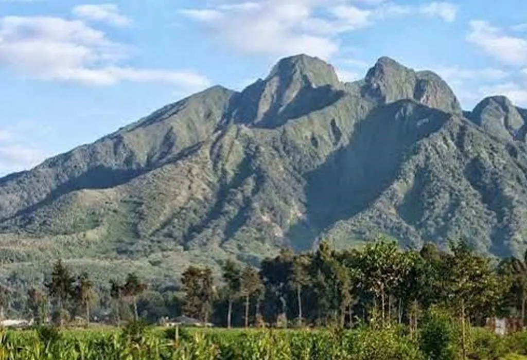 Cultural Encounter in Rwanda with Experiya Tour Company
